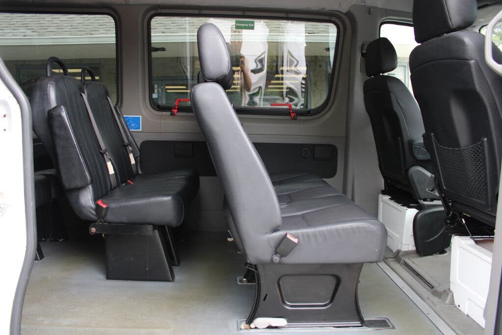 2016 Mercedes-Benz Sprinter 2500 170wb Passenger Van