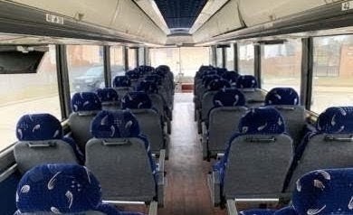 2003 MCI J4500 Motorcoach – Strong Engine & Transmission