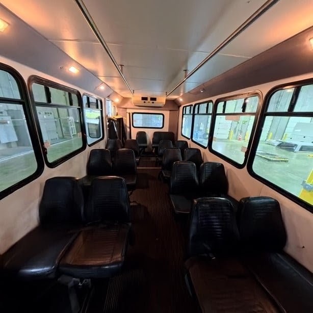 2014 Ford E450 Shuttle Bus