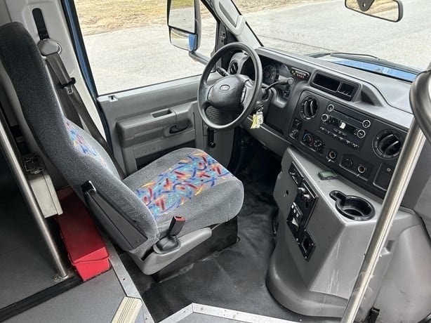 2017 Ford E450 SD - Shuttle Bus