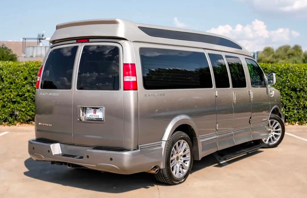 2021 Chevrolet Express 3500 Explorer Van with Premium Interior