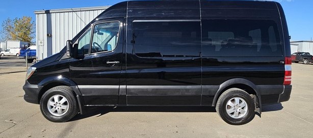 2016 Mercedes-Benz Sprinter 2500–Passenger Van