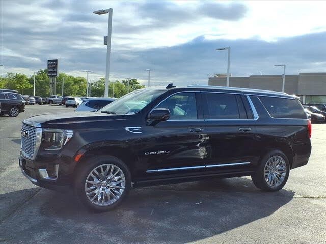 2023 GMC Yukon XL Denali – Powerful 6.2L V8 Performance