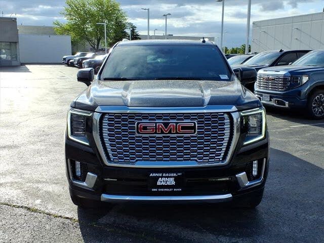 2023 GMC Yukon XL Denali – Powerful 6.2L V8 Performance