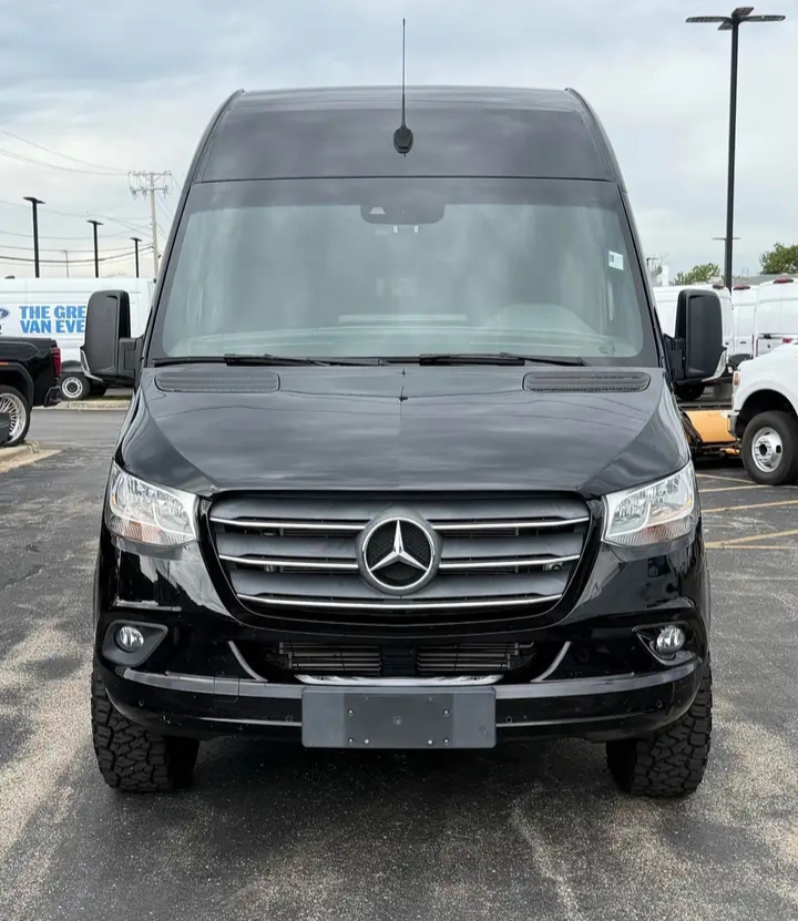 2022 Mercedes Benz Sprinter