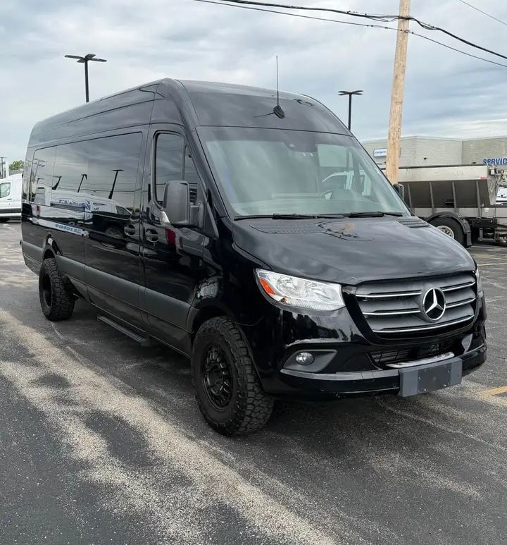 2022 Mercedes Benz Sprinter