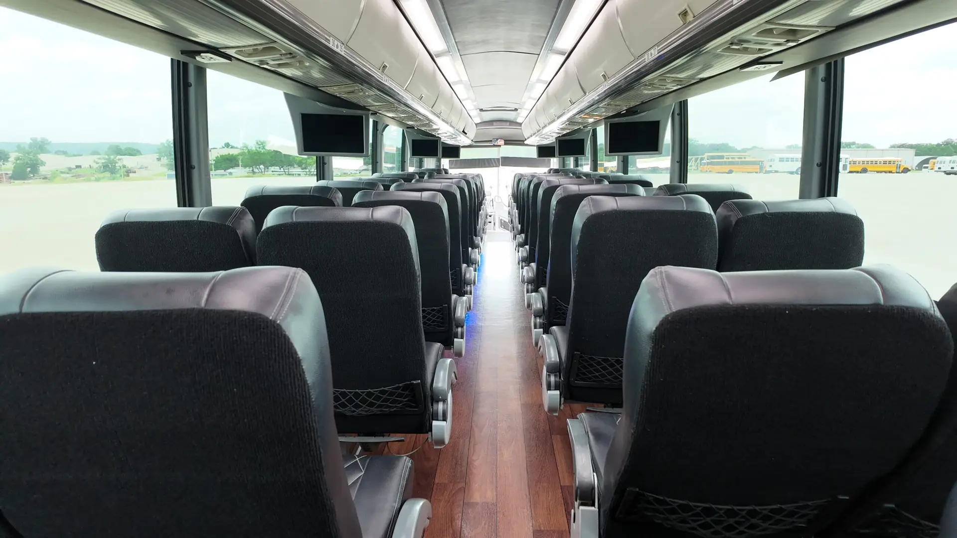 2011 MCI J4500 Charter Bus