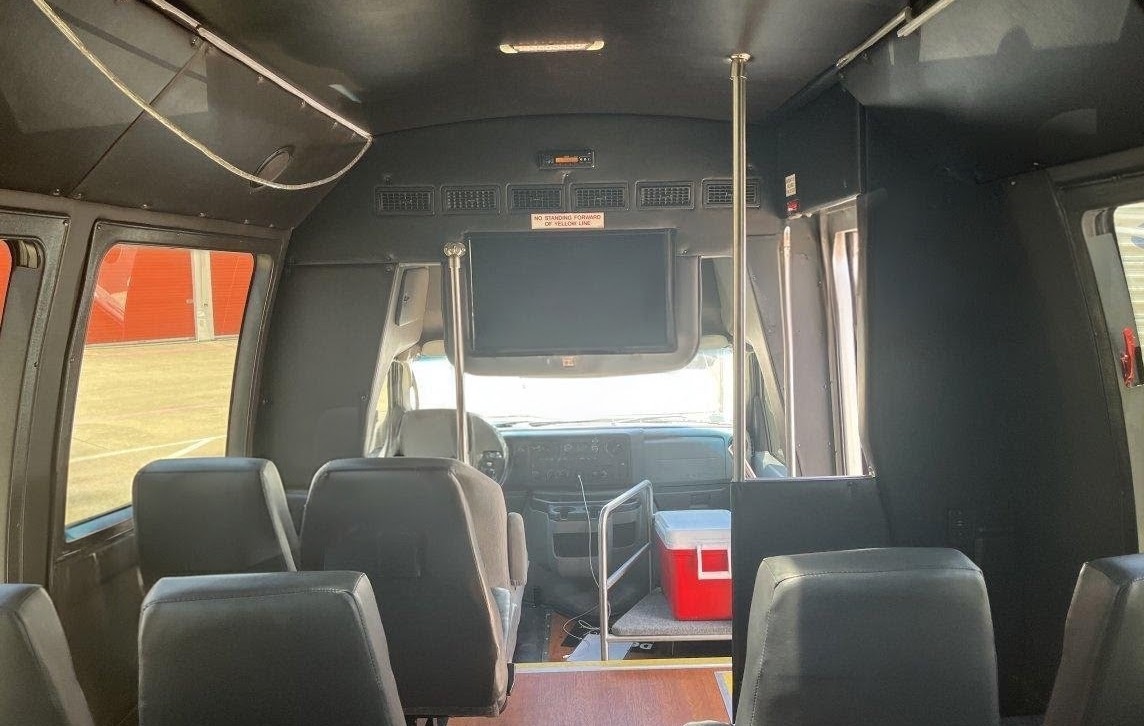 2017 Ford E-350 Shuttle Bus