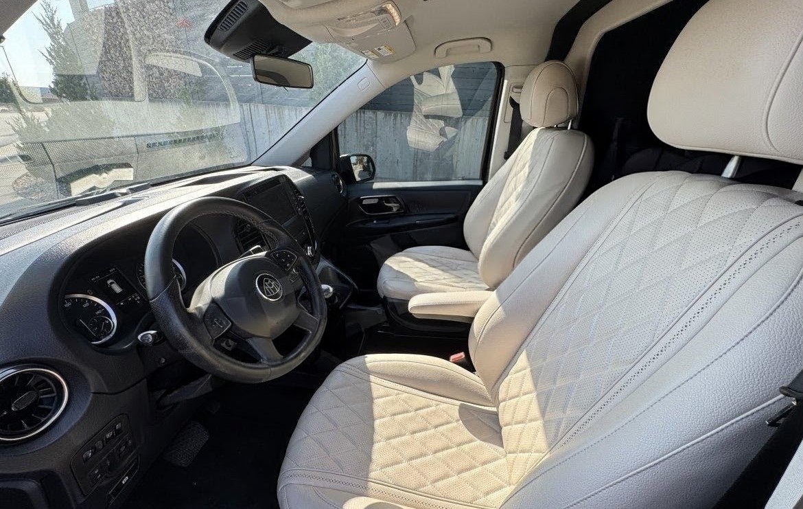 2023 Mercedes-Benz Metris