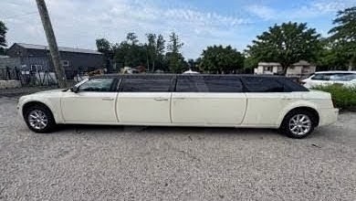 2006 Chrysler 300 Limousine with Leather Interior