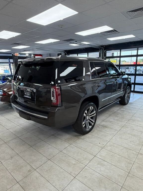 2019 GMC Yukon Denali – Spacious SUV with V8 Power