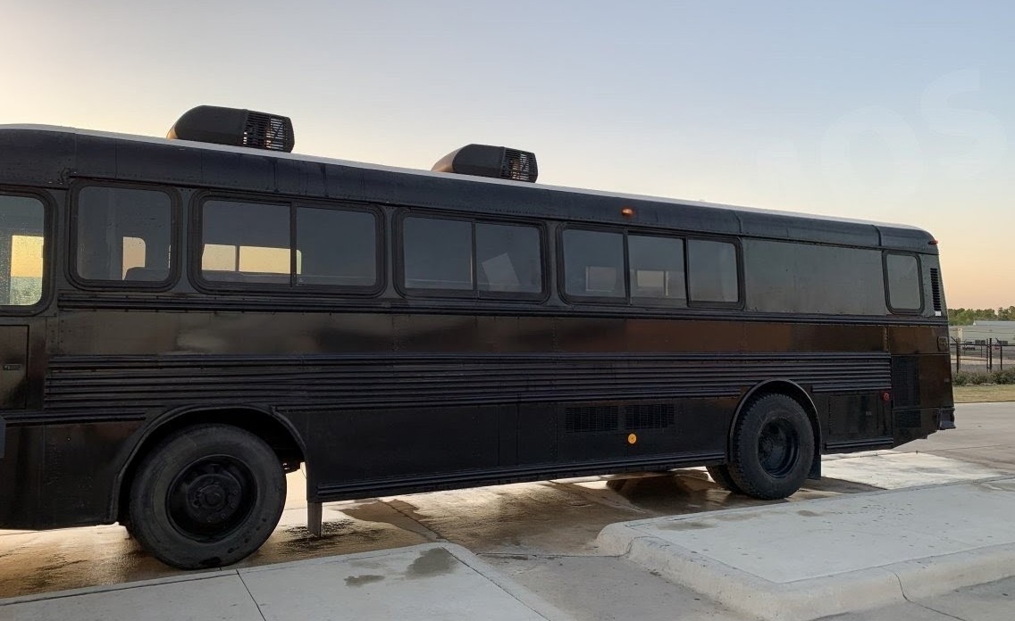 2001 Thomas Built Saf-T-Liner Freightliner Party Bus