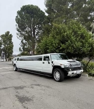 2005 Hummer H-2 20-Passenger Limousine – VIP Luxury Transportation