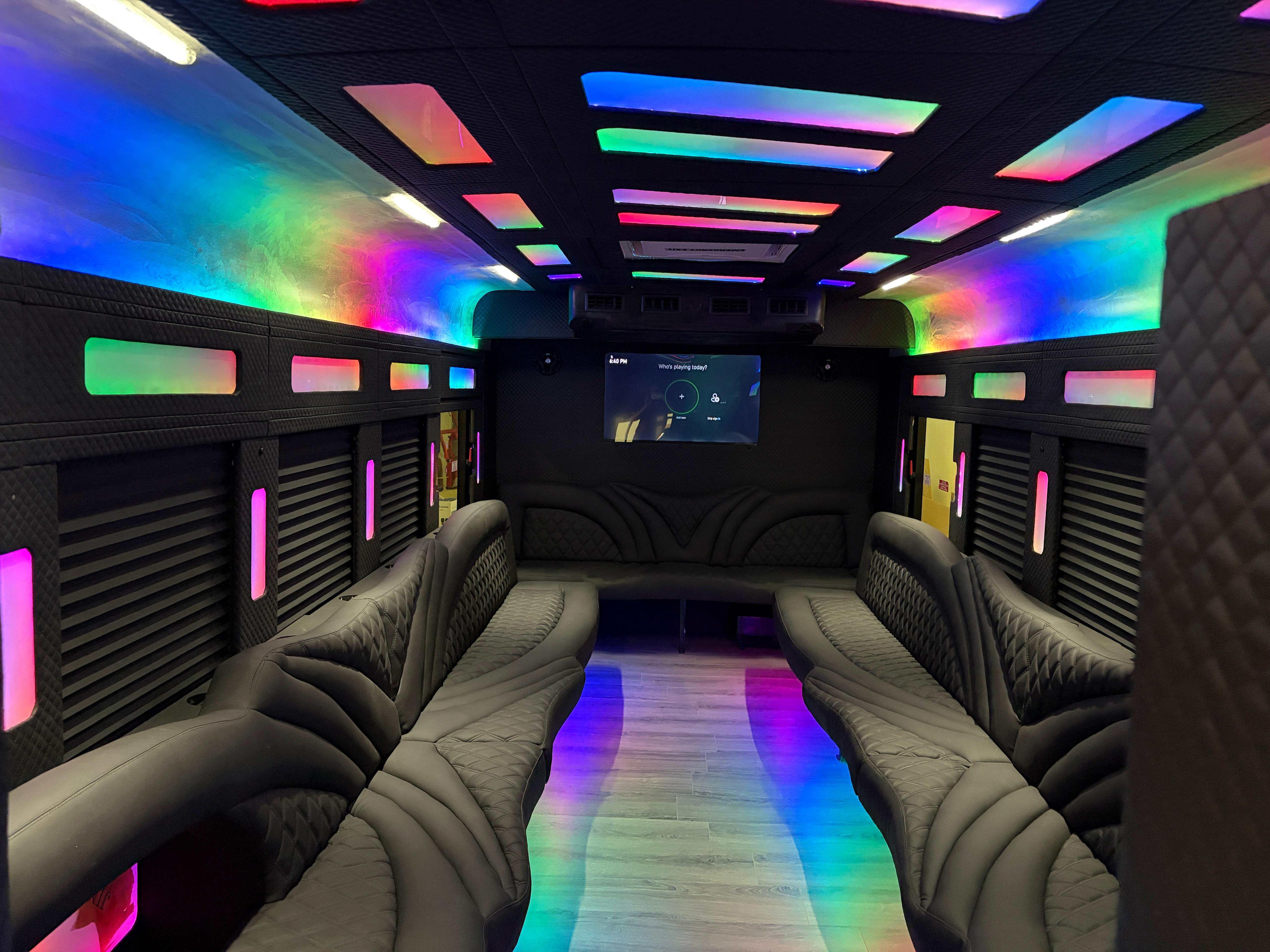 2016 Ford E-450 Limo Bus