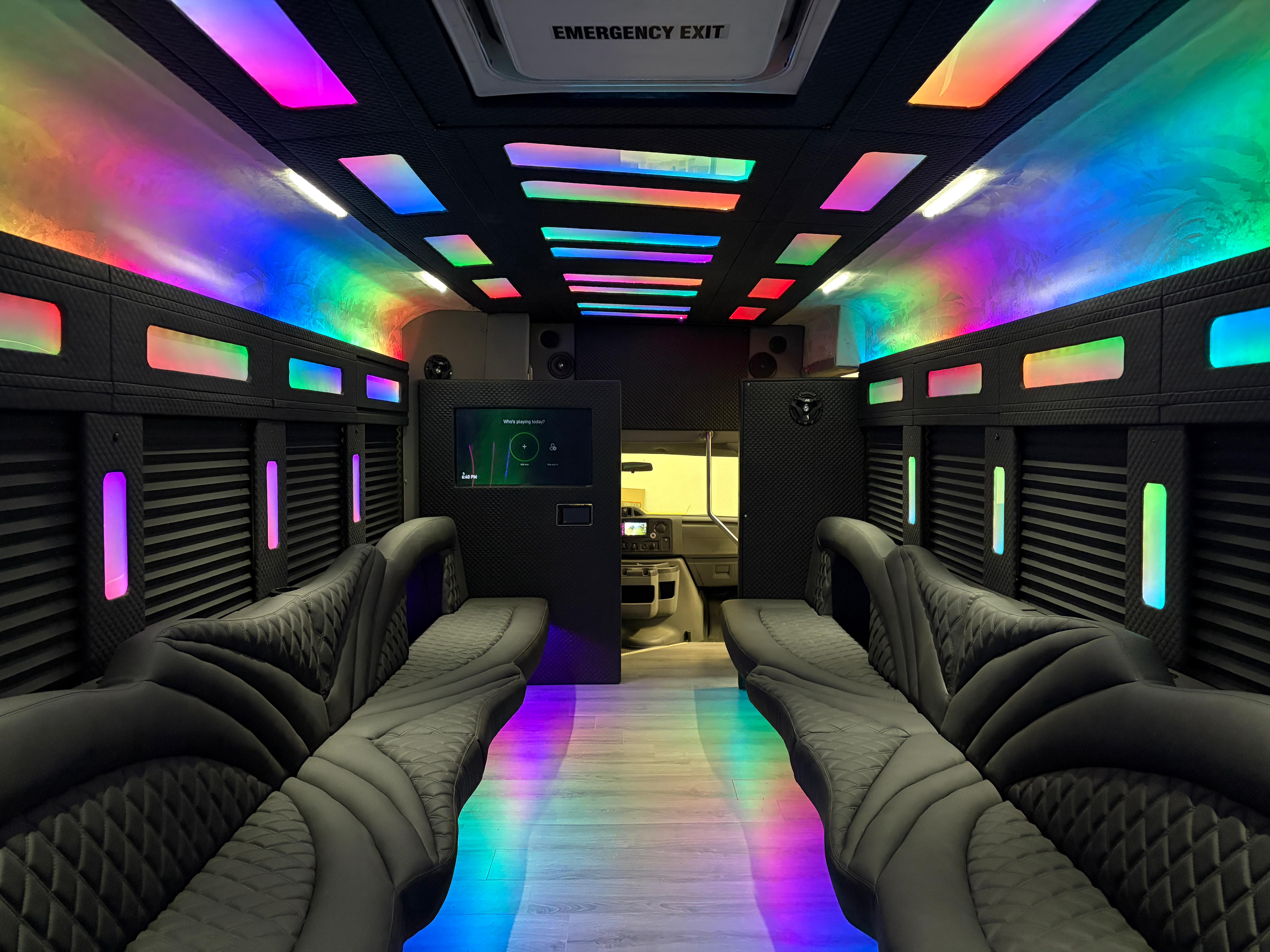 2016 Ford E-450 Limo Bus