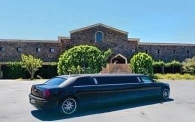 2006 Chrysler 300 Hemi Limousine – 8-Passenger Luxury & Style