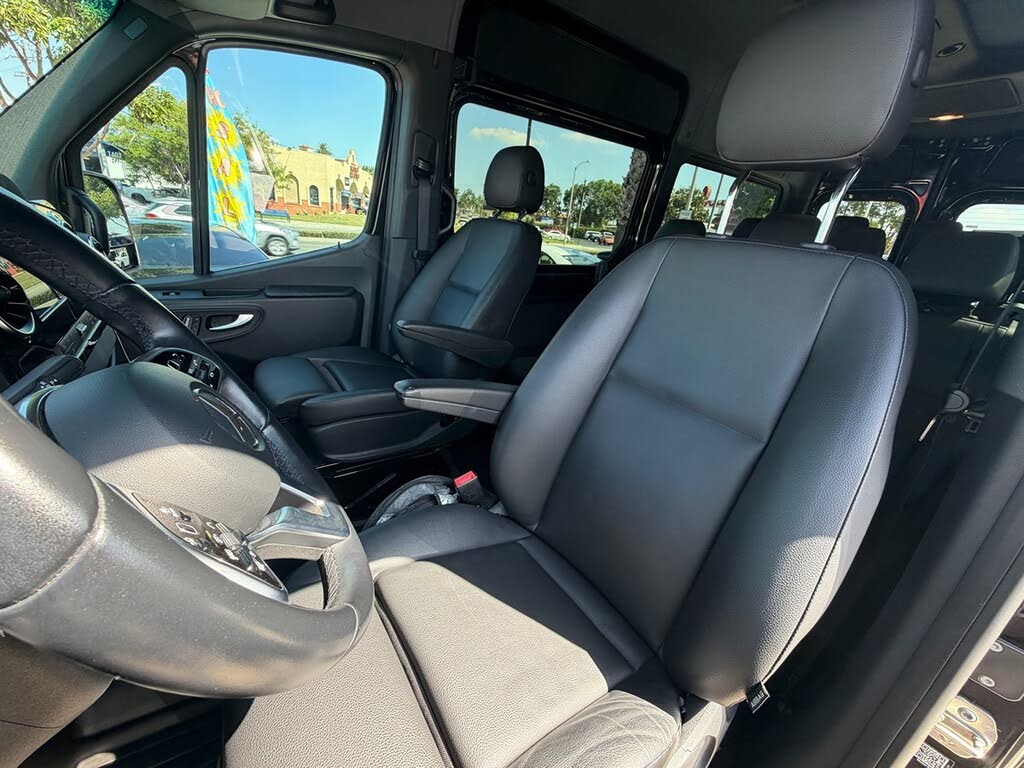2022 Mercedes-Benz Sprinter 2500 144 Passenger Van 4WD