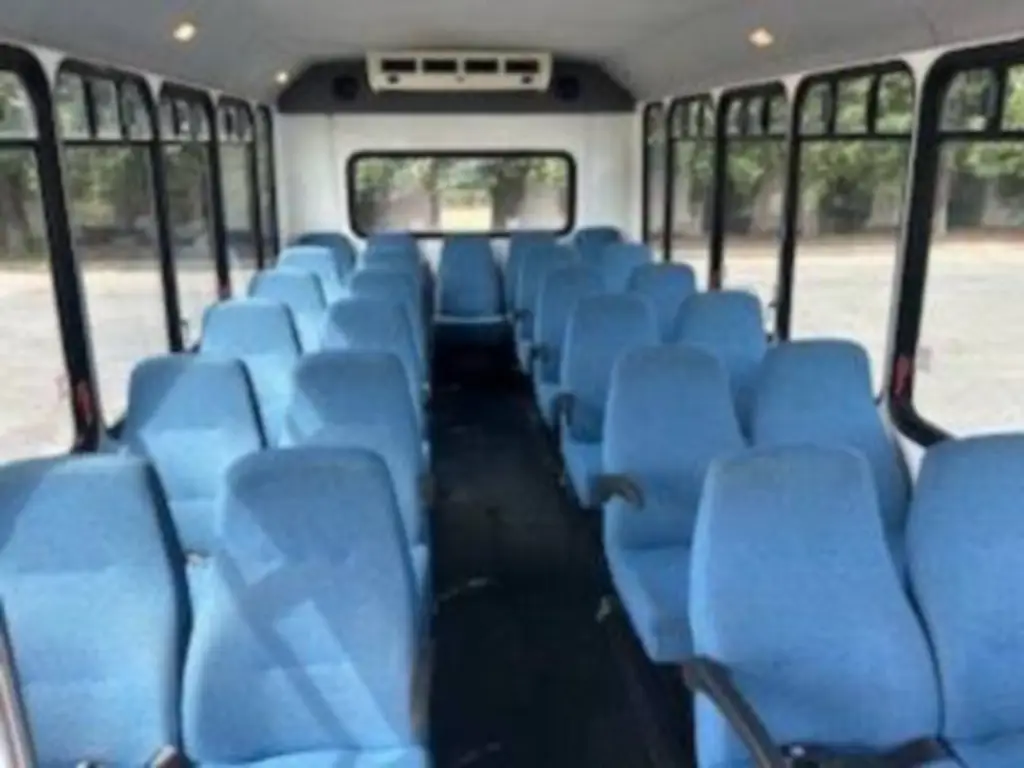 2010 Chevrolet Express Shuttle Bus