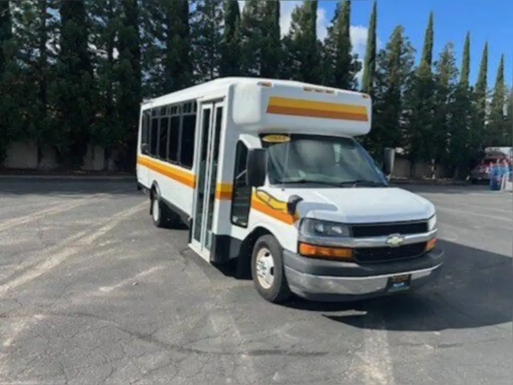 2014 Chevrolet Express Shuttle Bus