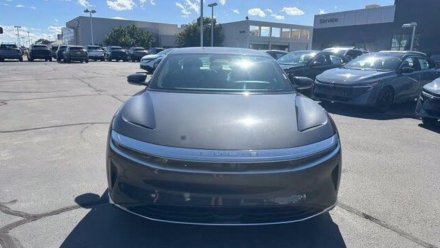 2023 Lucid Air Touring AWD – Premium Electric Performance