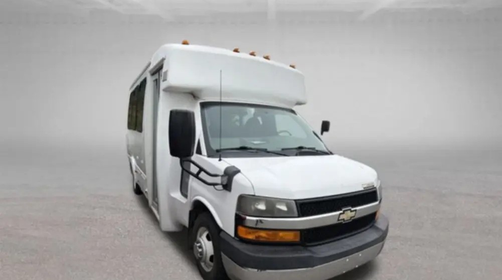 2014 Chevrolet Express 4500 -Shuttle Bus