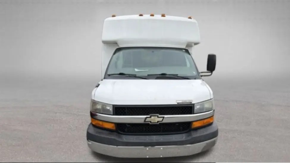 2014 Chevrolet Express 4500 -Shuttle Bus