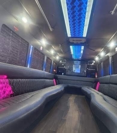 Well-Maintained 2014 Ford F550 28-Passenger Limo Bus