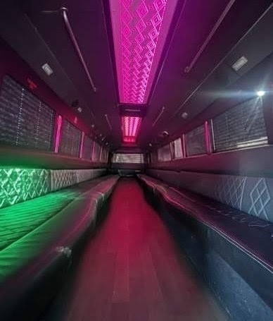 Well-Maintained 2014 Ford F550 28-Passenger Limo Bus