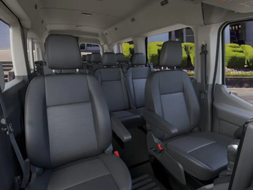 2026 Ford Transit Passenger Wagon XL