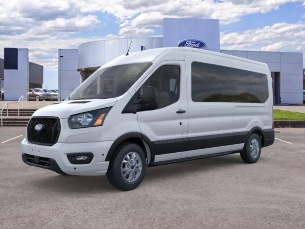 2026 Ford Transit Passenger Wagon XL