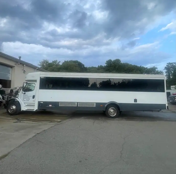 2017 Freightliner S2C Shuttle Bus