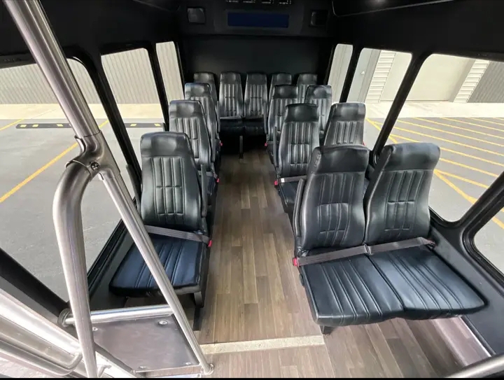 2019 Ford E-350 Shuttle Bus