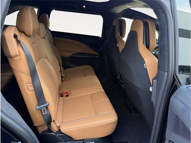 2026 Lucid Gravity Grand Touring – Low-Mileage Luxury EV