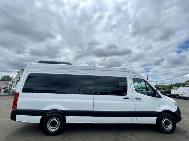 2026 Sprinter 2500 170 High Roof – Premium Passenger Van