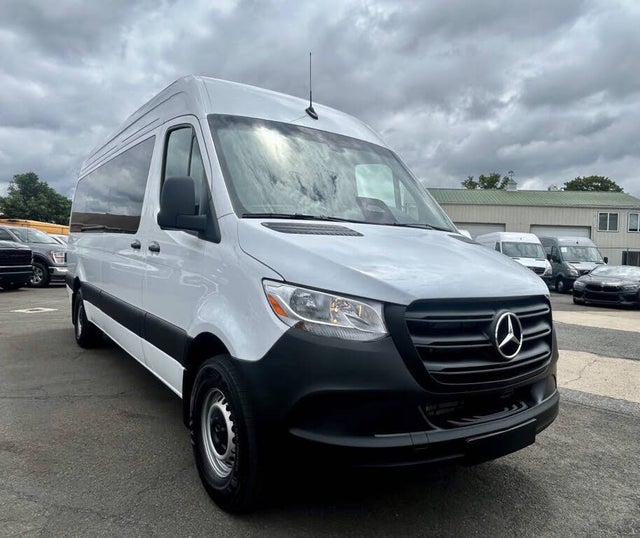 2026 Sprinter 2500 170 High Roof – Premium Passenger Van