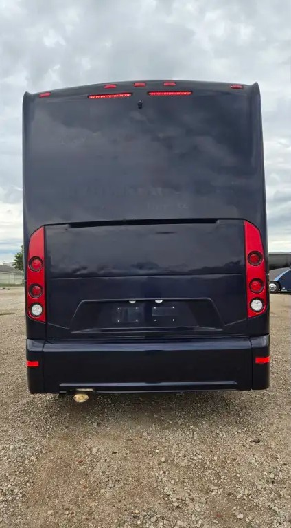 2014 MCI J4500 -Charter Bus