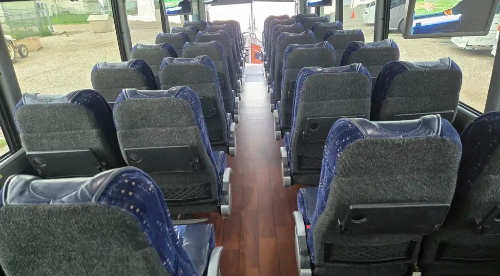 2014 MCI J4500 -Charter Bus