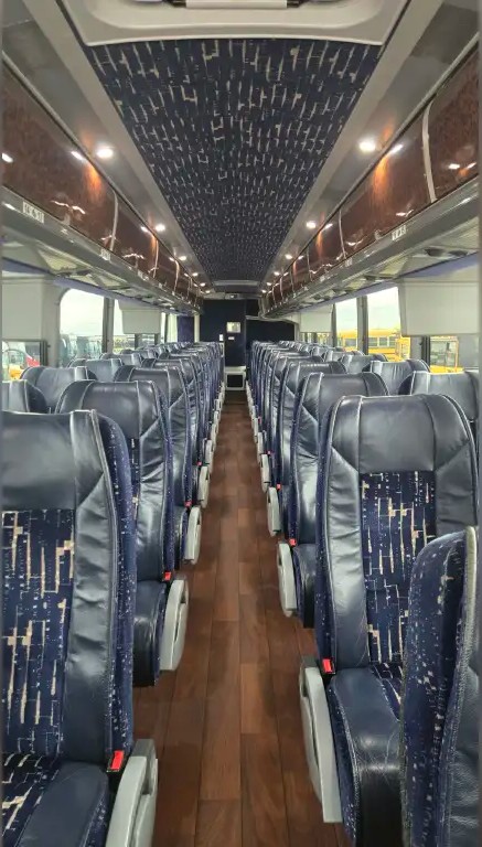 2014 MCI J4500 -Charter Bus