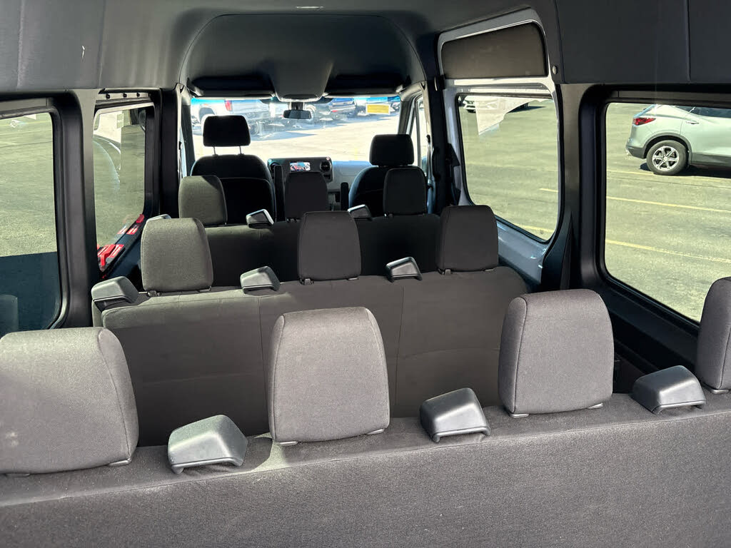 2024 Mercedes-Benz Sprinter 2500 Passenger Van – Reliable Performance