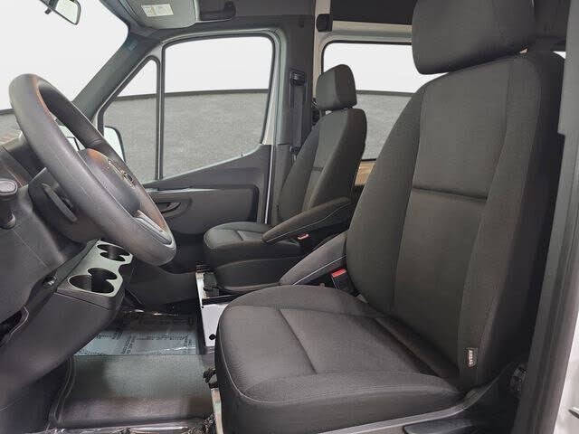 2024 Mercedes-Benz Sprinter 2500 Passenger Van – Reliable and Spacious