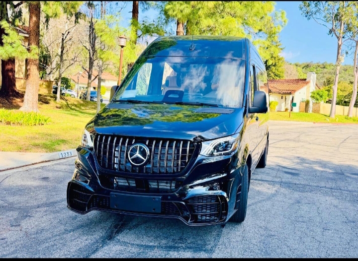 2025 Mercedes Benz Sprinter