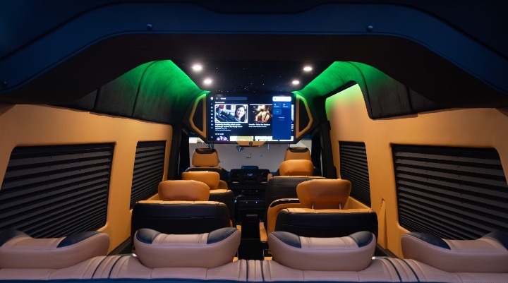 2025 Mercedes Benz Sprinter