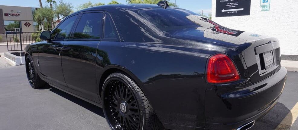 2018 Rolls-Royce Ghost RWD – Luxury Sedan