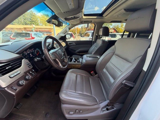 2017 GMC Yukon XL Denali – Powerful 6.2L V8 SUV