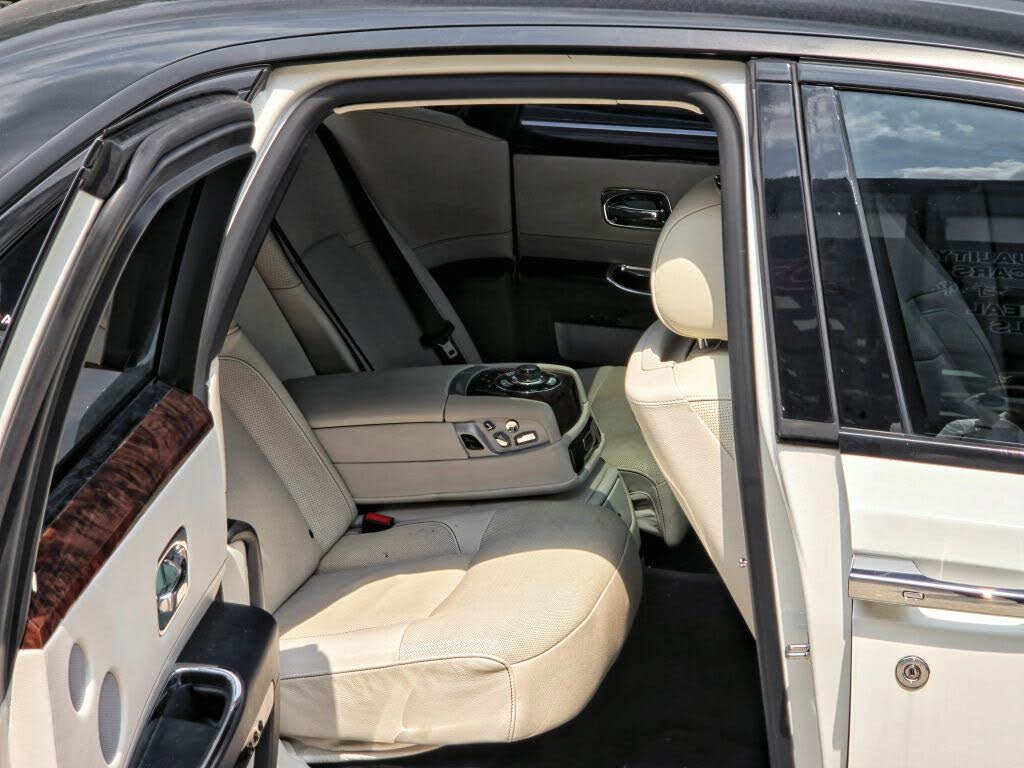 2012 Rolls-Royce Ghost Sedan
