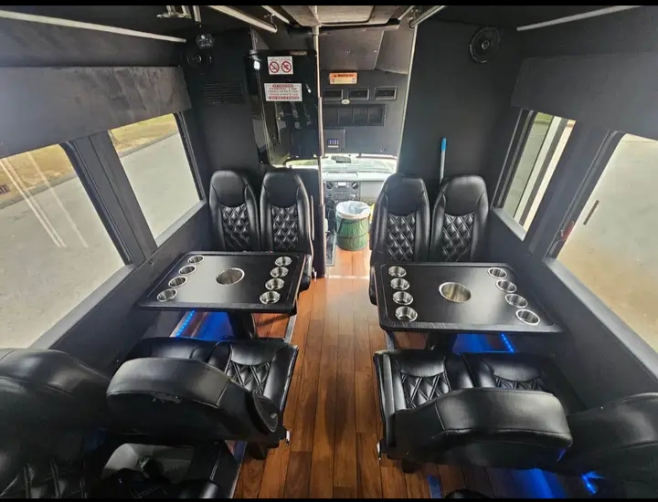 2016 Ford F-550 Party Bus