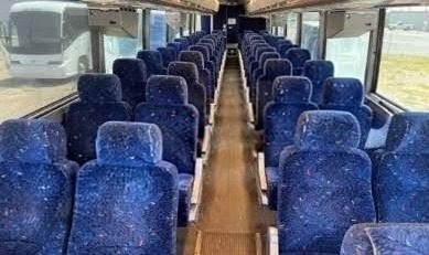 Reliable 2005 MCI J4500 Diesel Motorcoach