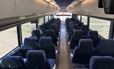 Reliable 2005 MCI J4500 Diesel Motorcoach
