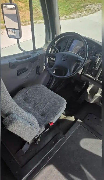 Used 2016 Freightliner Shuttle Bus