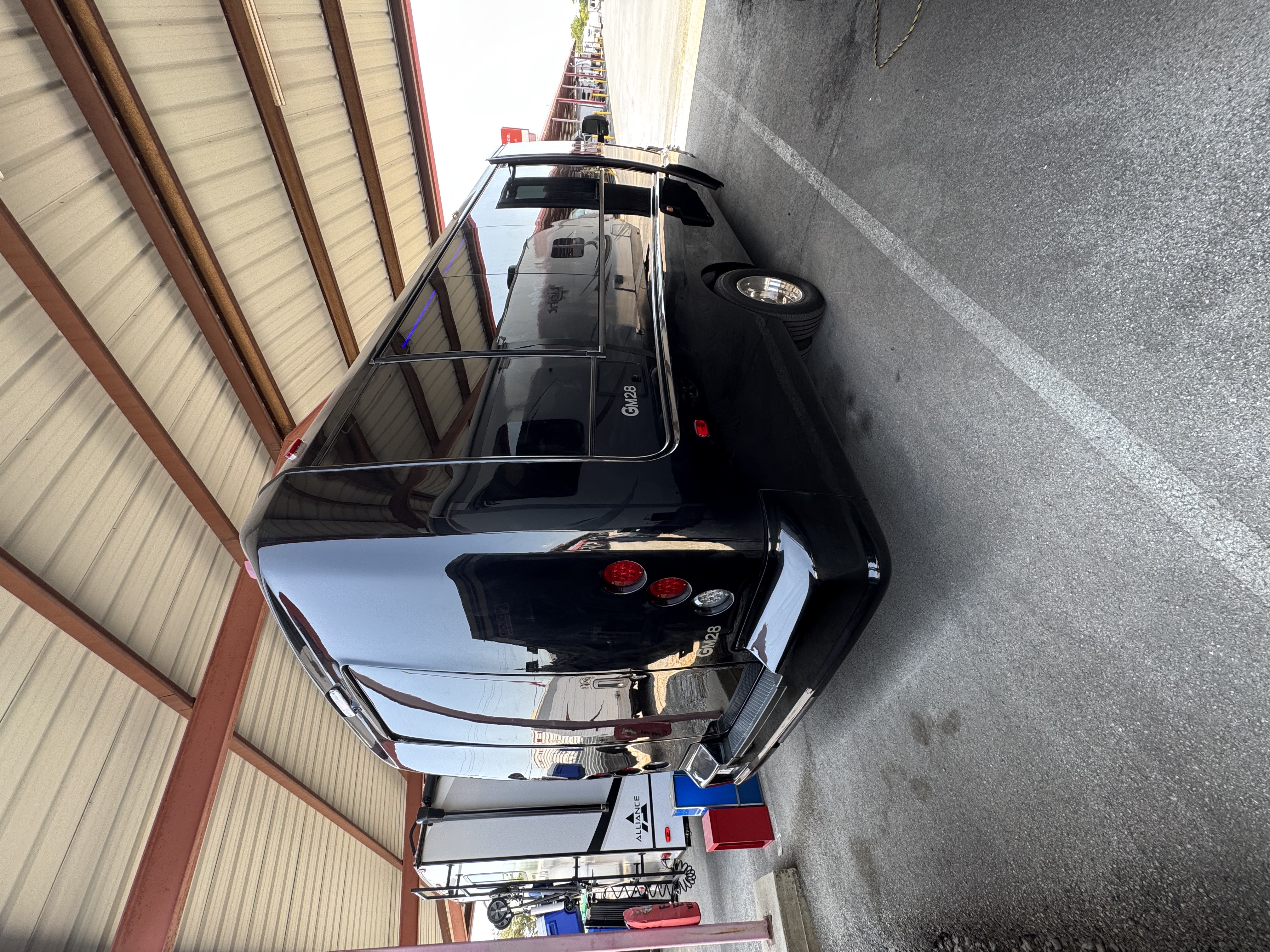 Ford E-450 2025